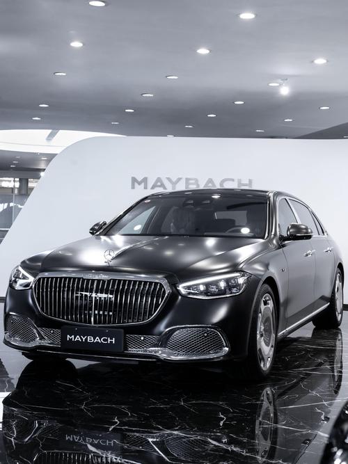 广州128岚图汽车的售后服务让用户无忧出行，迈巴赫未来的豪华车趋势